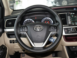 2015款2.0T 七座两驱精英版 方向盘
