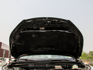 2015款3.5L 七座四驱豪华导航版 其它