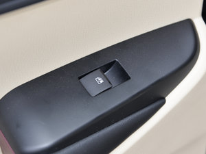 2015款3.5L 七座四驱精英版 中控区