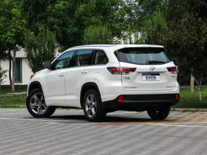 2015款2.0T 七座四驱至尊版 左后45度