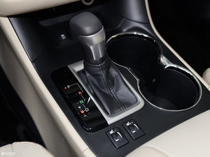 2015款2.0T 七座两驱精英版 换挡杆