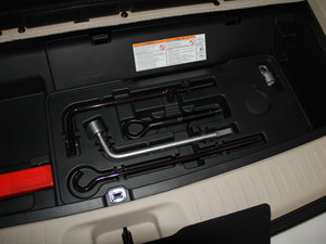 2015款2.0T 七座四驱豪华导航版 其它