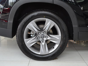 2015款2.0T 七座两驱豪华版 轮圈