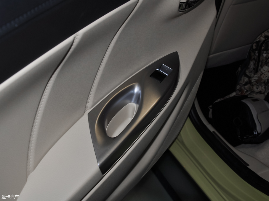 2016YARiS L  1.5GS CVTJӰ