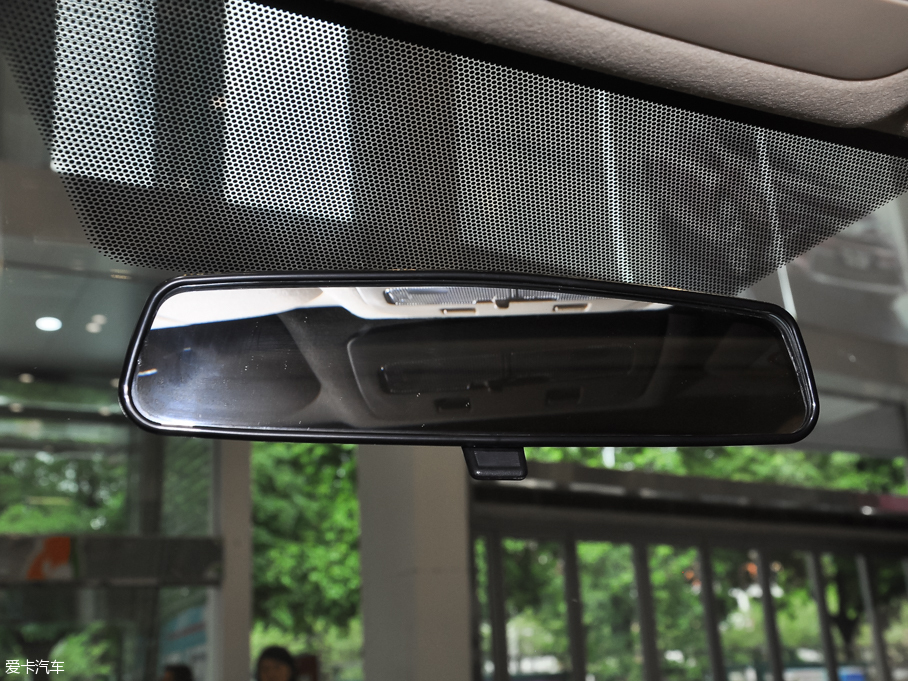 2016YARiS L  1.5GS CVTJӰ