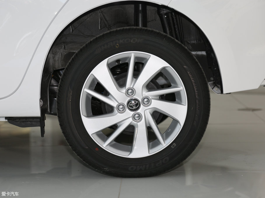 2016YARiS L  1.5L Ԅӄٰ