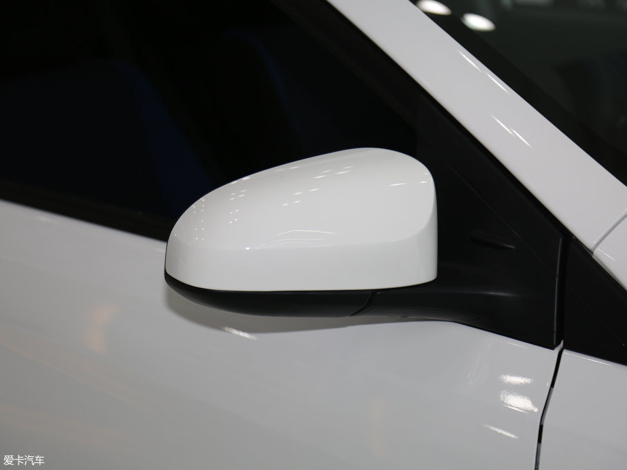 2016YARiS L  1.5L Ԅӄٰ