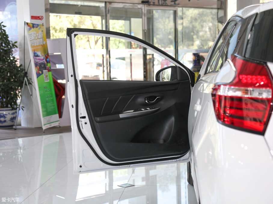 2016YARiS L  1.5L Ԅ(dng)ٰ