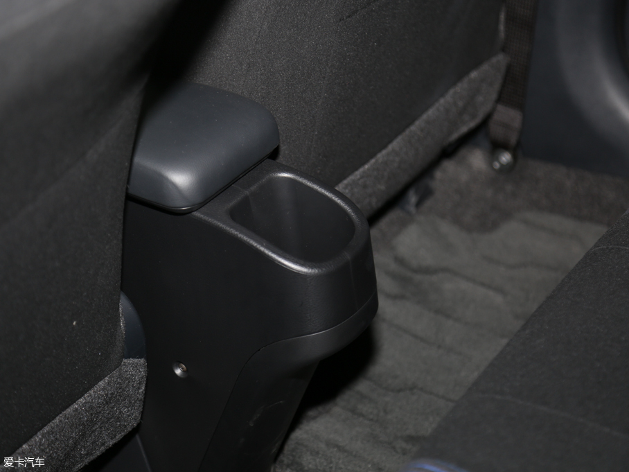 2016YARiS L  1.5L Ԅӄٰ