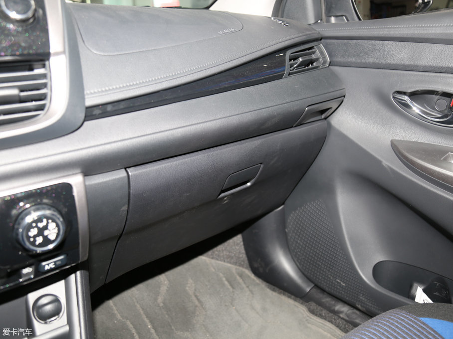 2016YARiS L  1.5L Ԅӄٰ