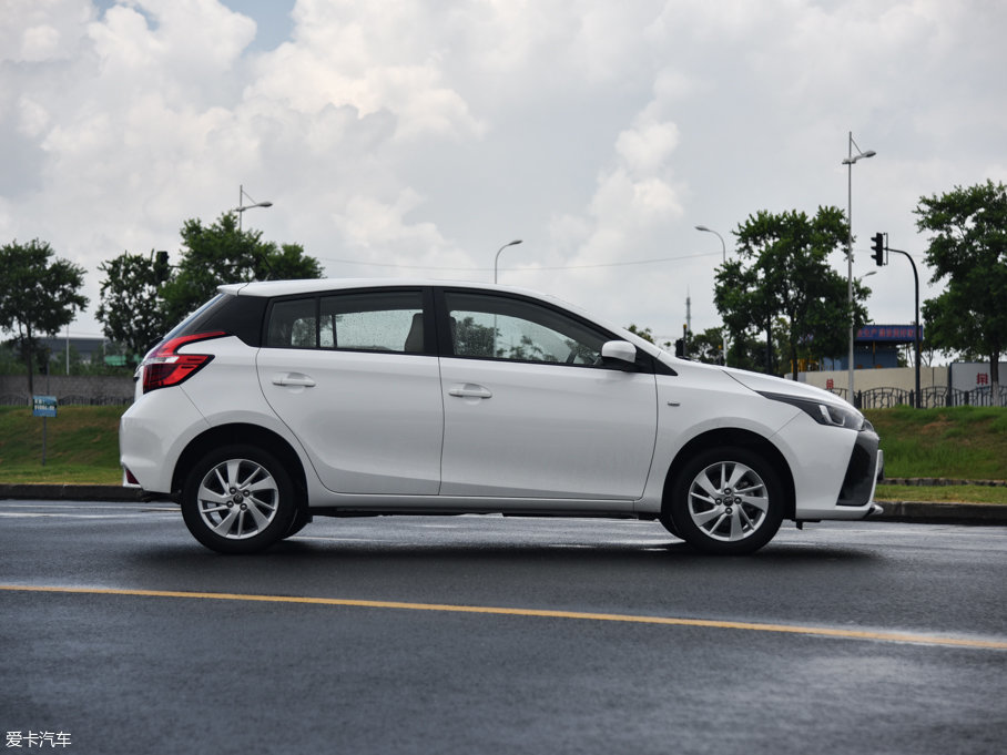 2016YARiS L  1.5GS CVTJӰ