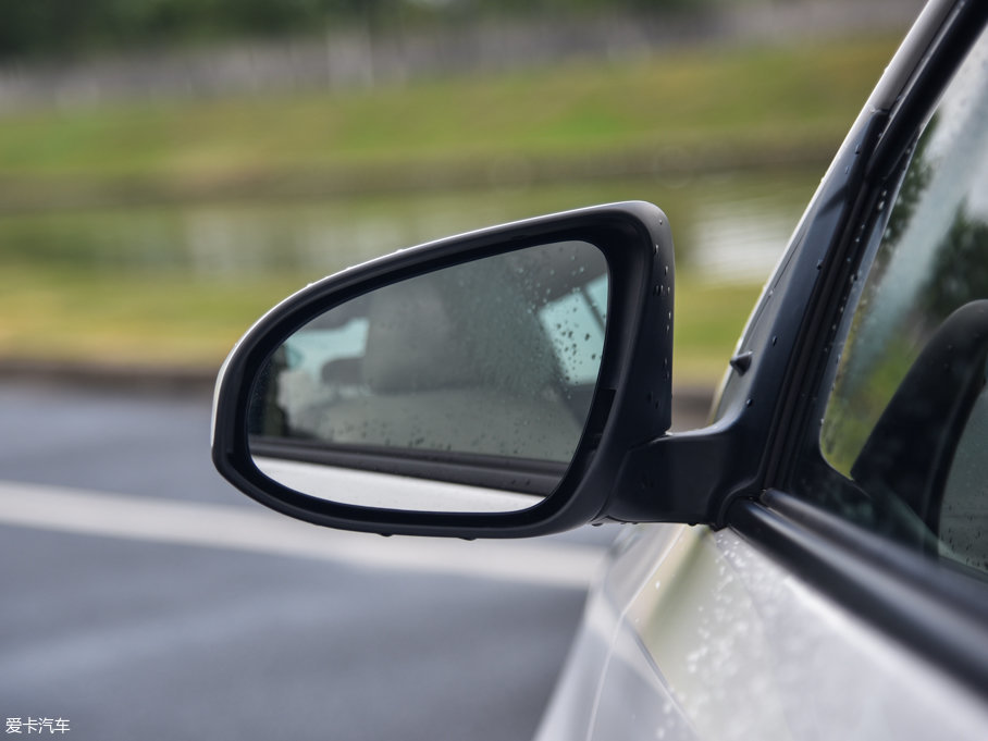 2016YARiS L  1.5GS CVTJӰ