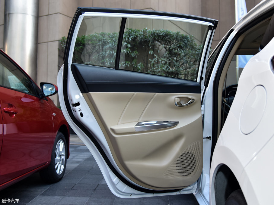 2016YARiS L  1.5GS CVTJӰ