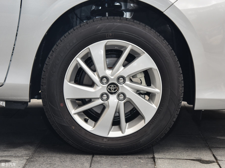 2016YARiS L  1.5GS CVTJӰ