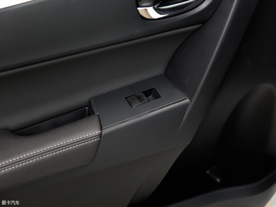 2017 Ŀ 185T CVTIȰ V