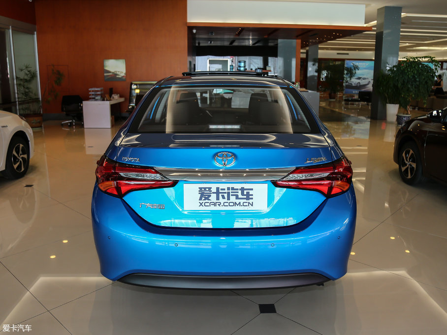 2017 Ŀ 1.8GS CVTӢ V