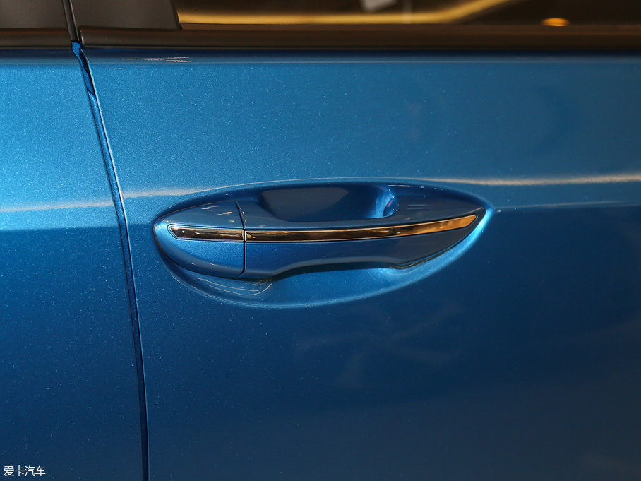 2017 Ŀ 1.8GS CVTӢ V