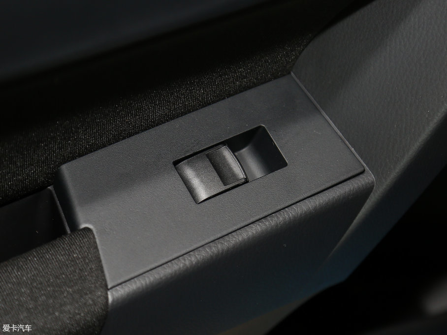 2017 Ŀ 1.8GS CVTӢ V