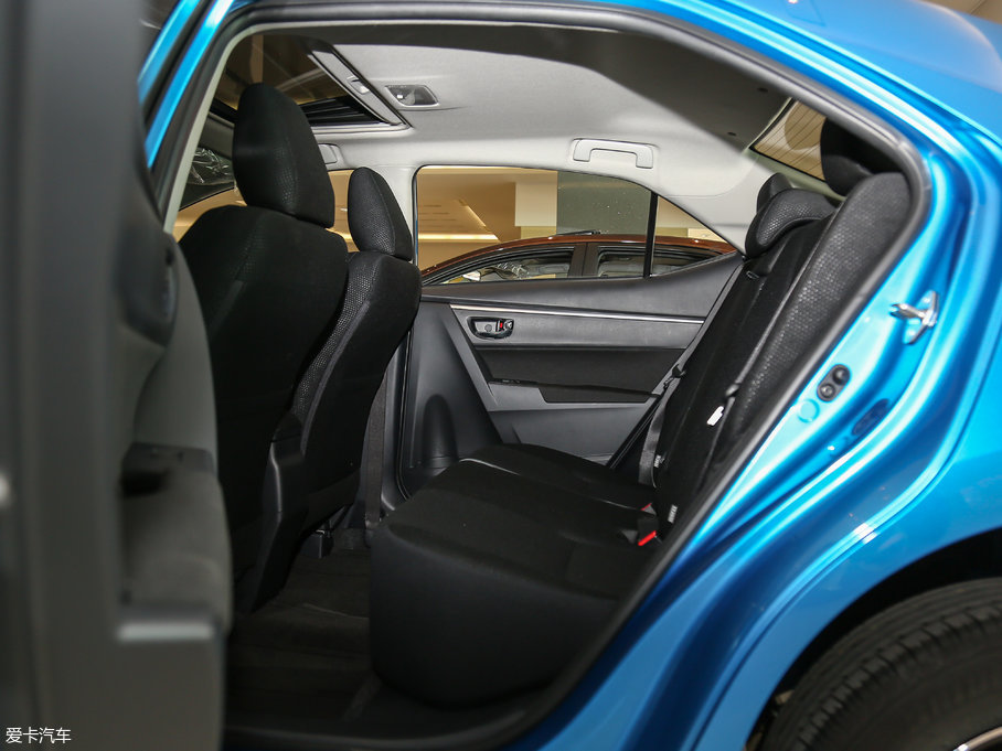 2017 Ŀ 1.8GS CVTӢ V