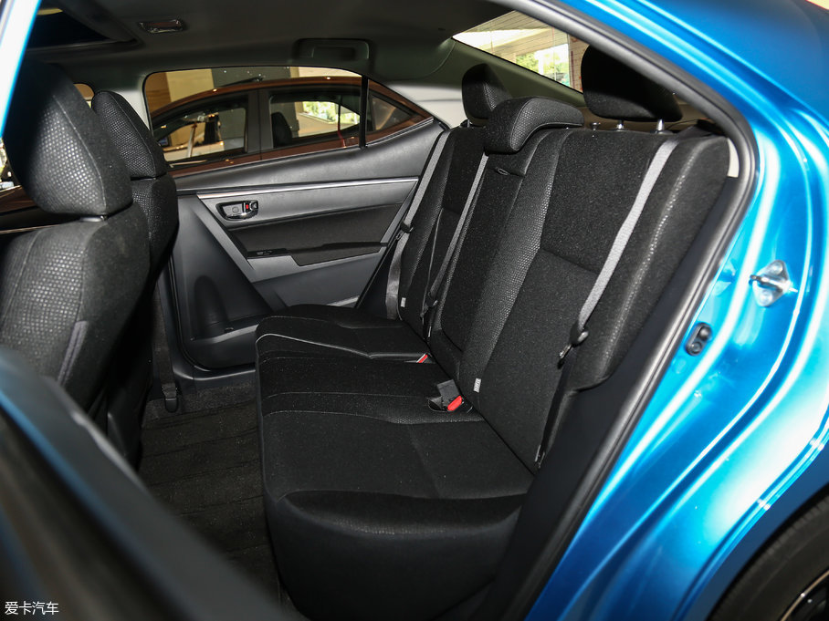 2017 Ŀ 1.8GS CVTӢ V