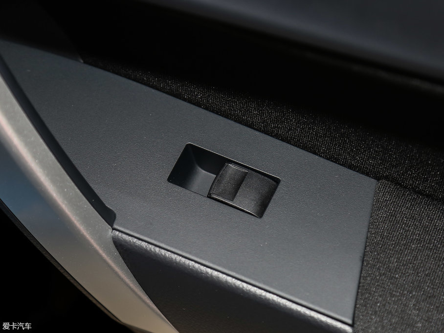 2017 Ŀ 1.8GS CVTӢ V