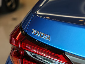 2017Ŀ 1.8GS CVTӢ V ^