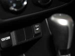 2017Ŀ 1.8GS CVTӢ V g