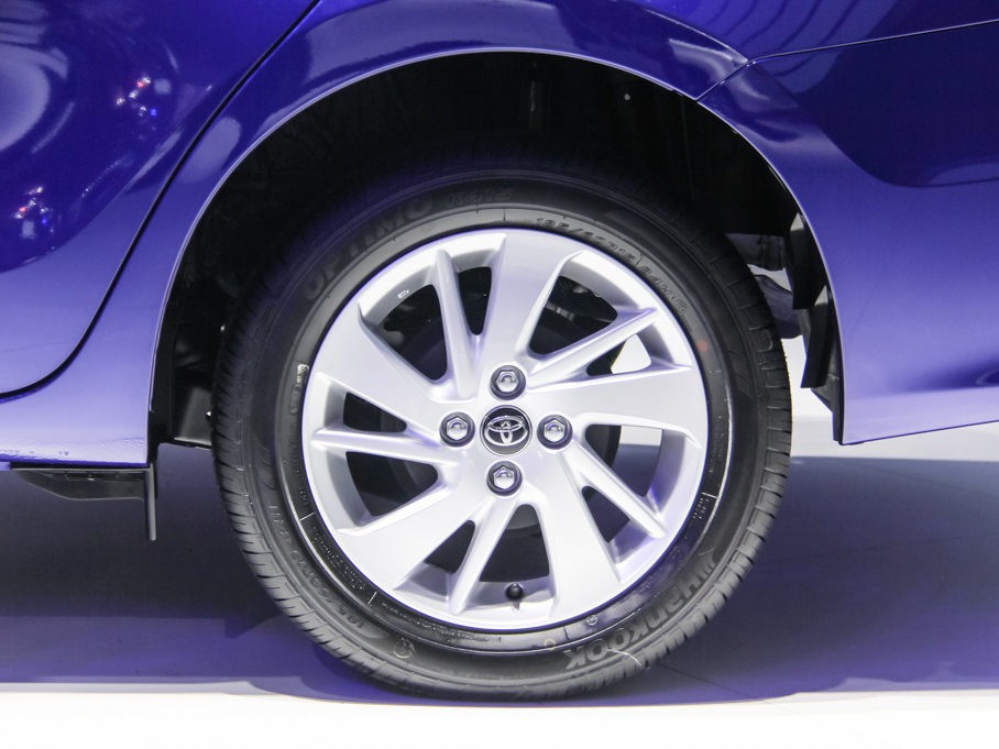 2017YARiS L  1.5G CVTń(dng)촰