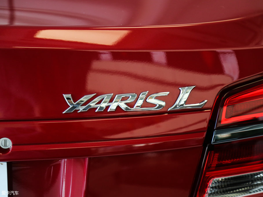 2017YARiS L  1.5G CVTń촰