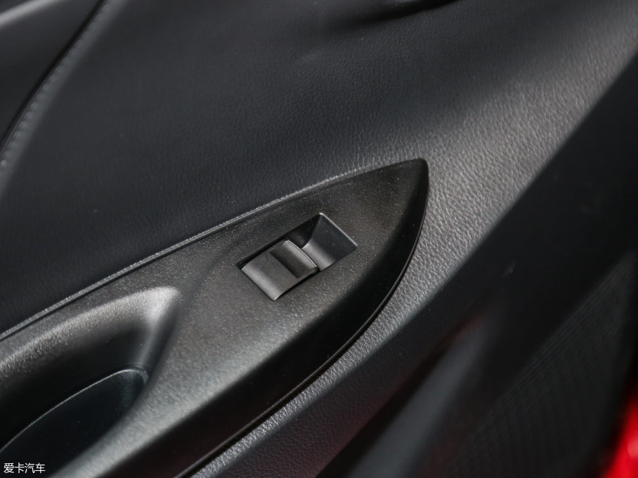 2017YARiS L  1.5G CVTń촰