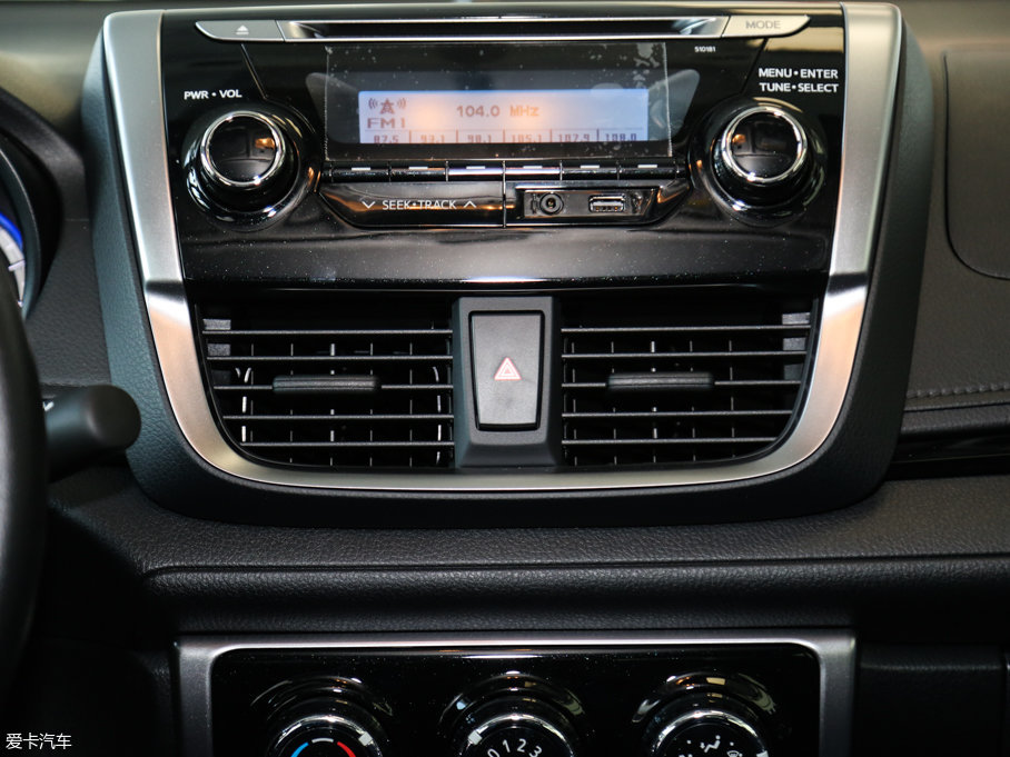 2017YARiS L  1.5G CVTń(dng)촰