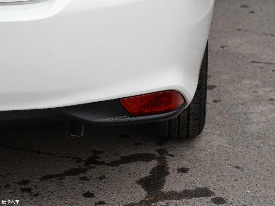 2017YARiS L  1.5E CVTȄӰ