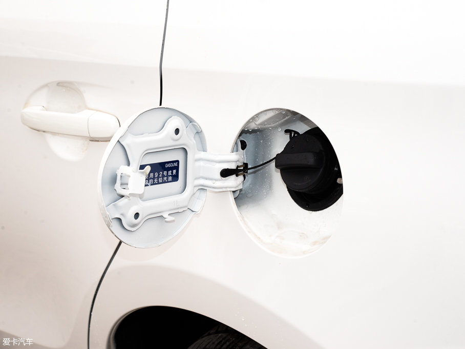 2017YARiS L  1.5E CVTȄӰ