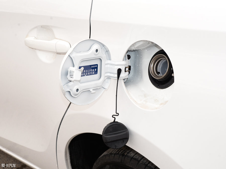 2017YARiS L  1.5E CVTȄӰ