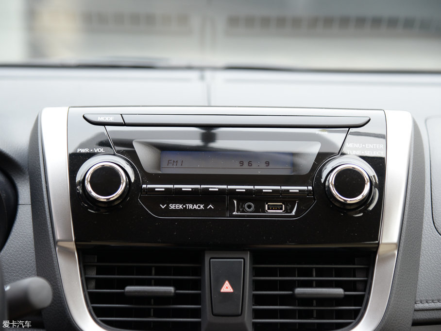 2017��YARiS L ���� 1.5E CVT�ȄӰ�