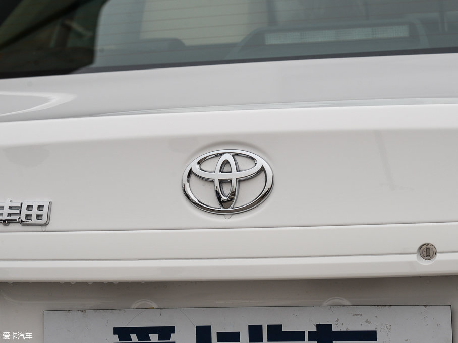 2017YARiS L  1.5E ք(dng)Ȅ(dng)