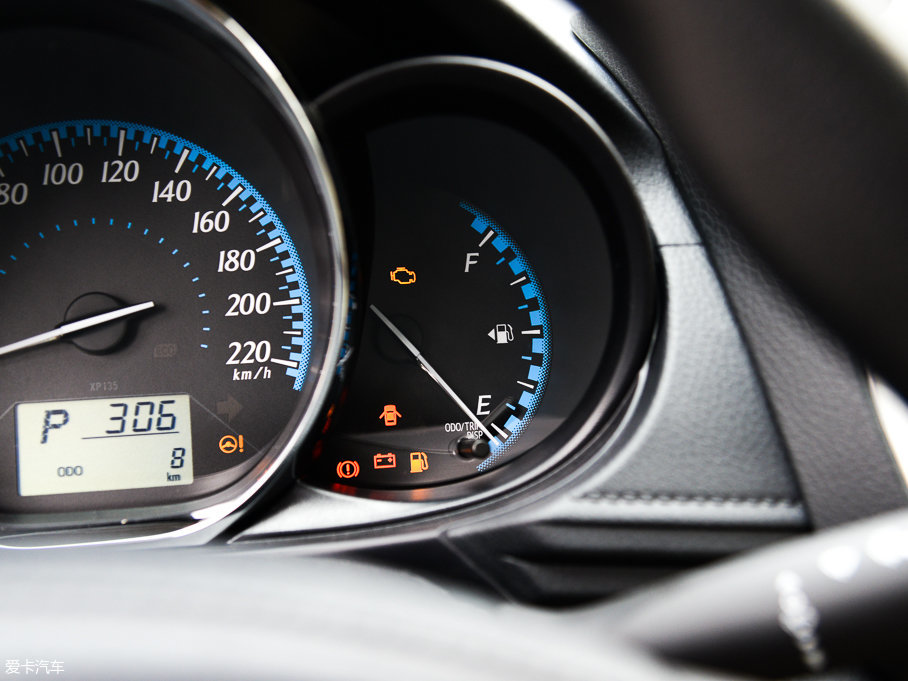 2017YARiS L  1.5E քȄӰ