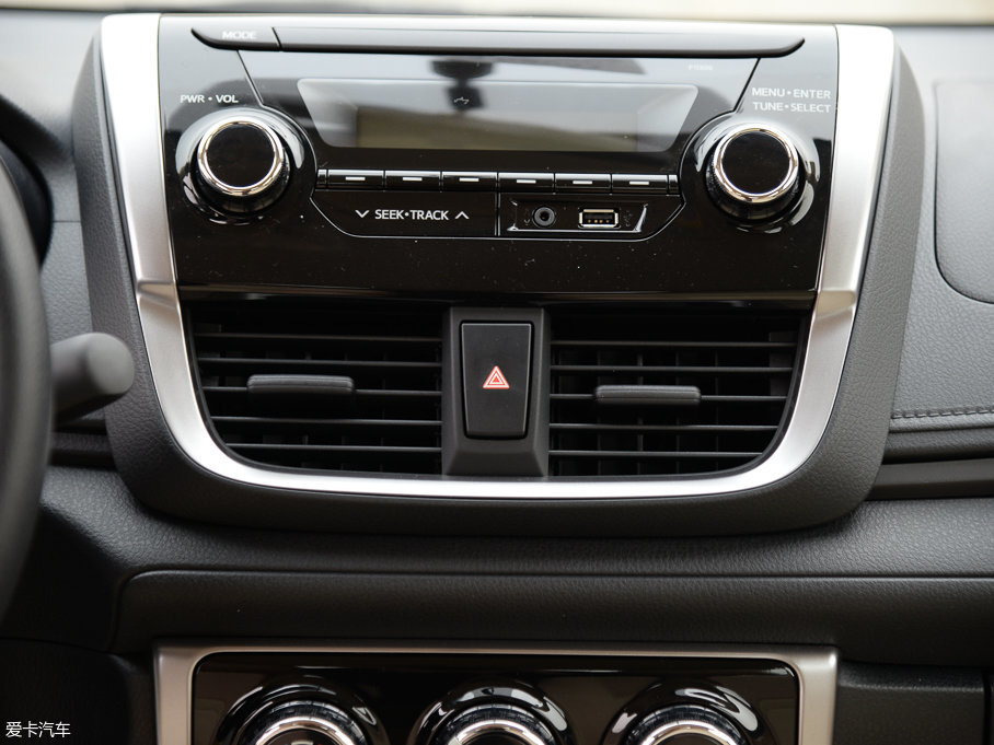 2017YARiS L  1.5E քȄӰ