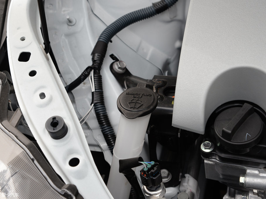 2017YARiS L  1.5E քȄӰ