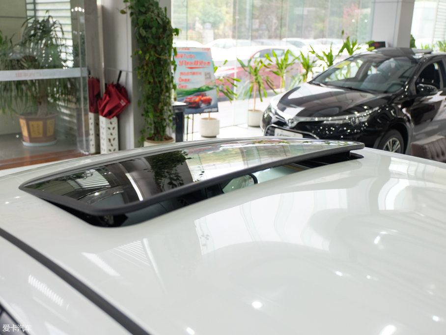 2017YARiS L  1.5GS CVTJӰ