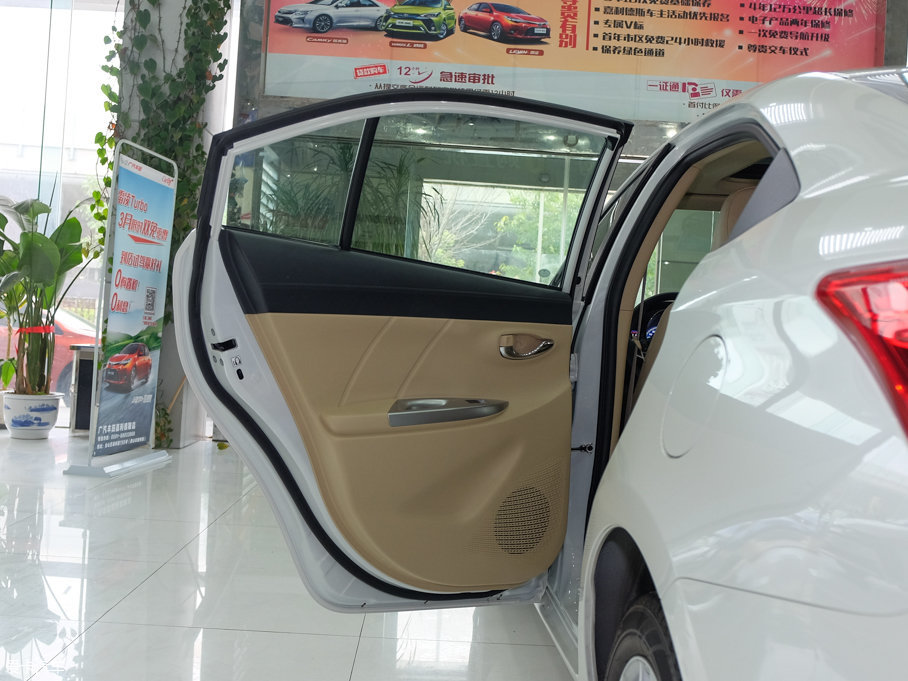 2017YARiS L  1.5GS CVTJӰ