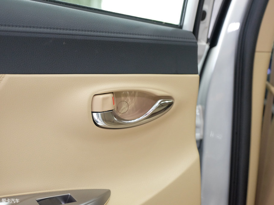 2017YARiS L  1.5GS CVTJ(dng)