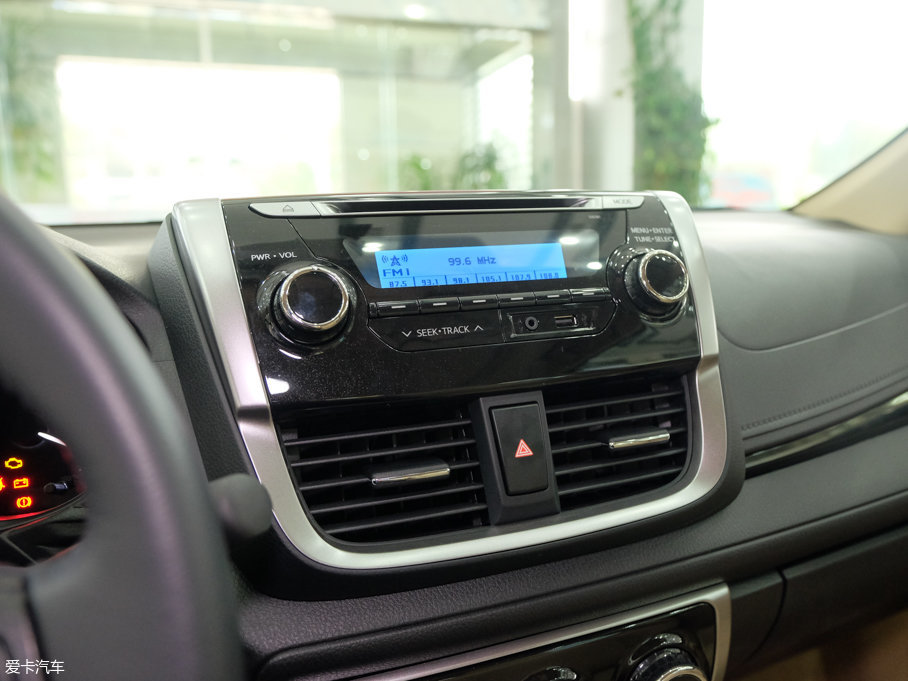 2017YARiS L  1.5GS CVTJӰ