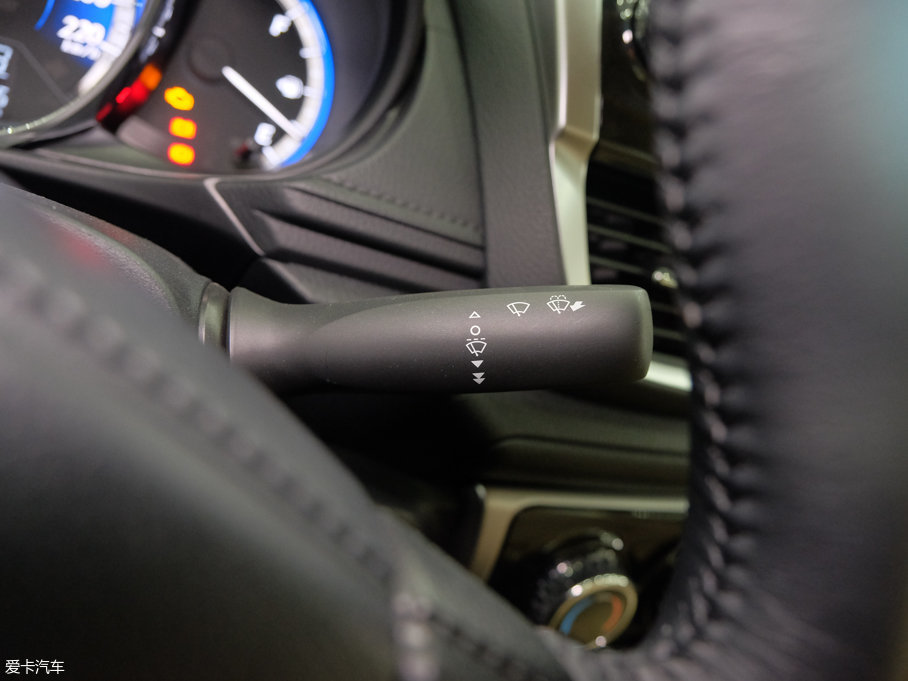 2017YARiS L  1.5GS CVTJӰ