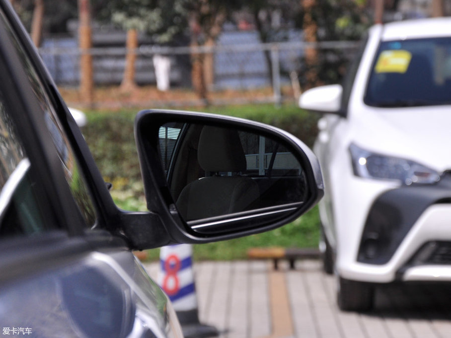 2017YARiS L  1.3E քȄӰ