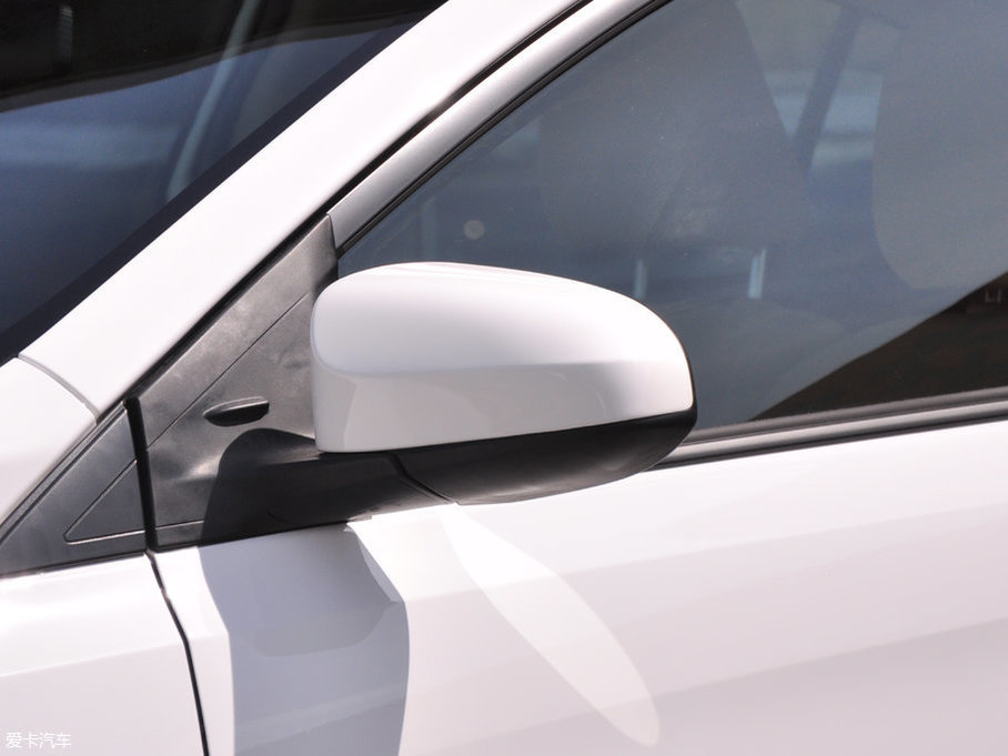 2017YARiS L  1.3E քȄӰ