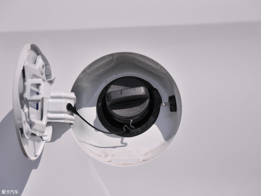 2017YARiS L  1.3E քȄӰ