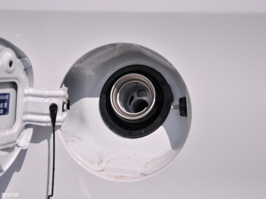 2017YARiS L  1.3E քȄӰ