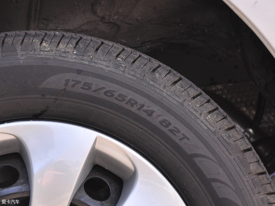 2017YARiS L  1.3E քȄӰ