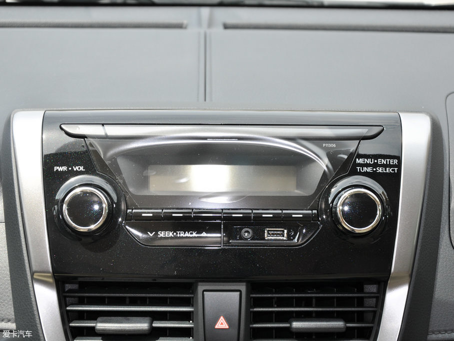 2017YARiS L  1.3E քȄӰ